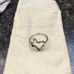 Janes Avery Texas ring